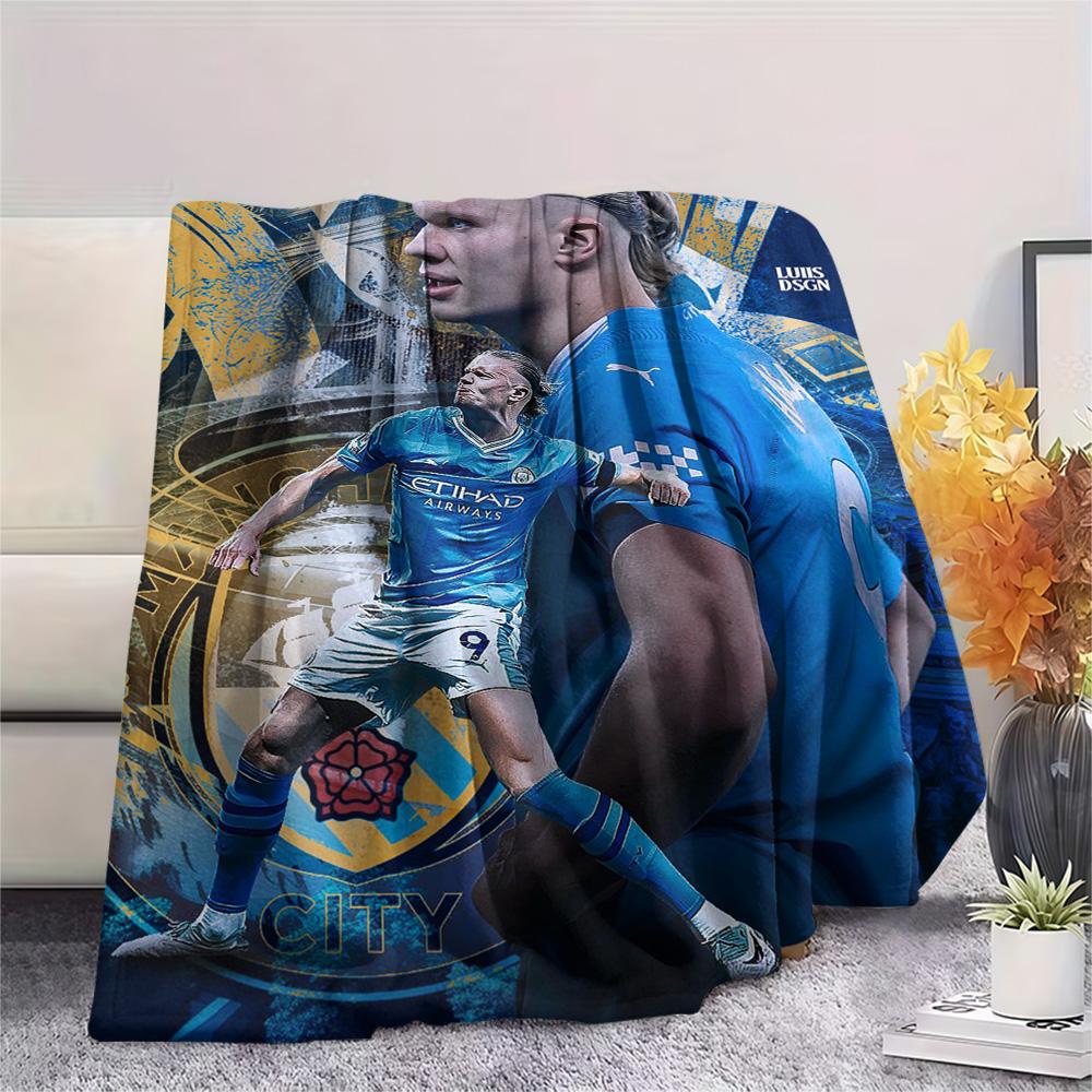 1Pc Erling Haaland Print Flannel Blanket High Quality Warm Comfortable Cover for All Seasons Perfect for Gifts Home Decor