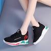 Осенняя женская спортивная обувь в новом стиле с сетчатым принтом, дышащие повседневные женские кроссовки на толстой подошве
