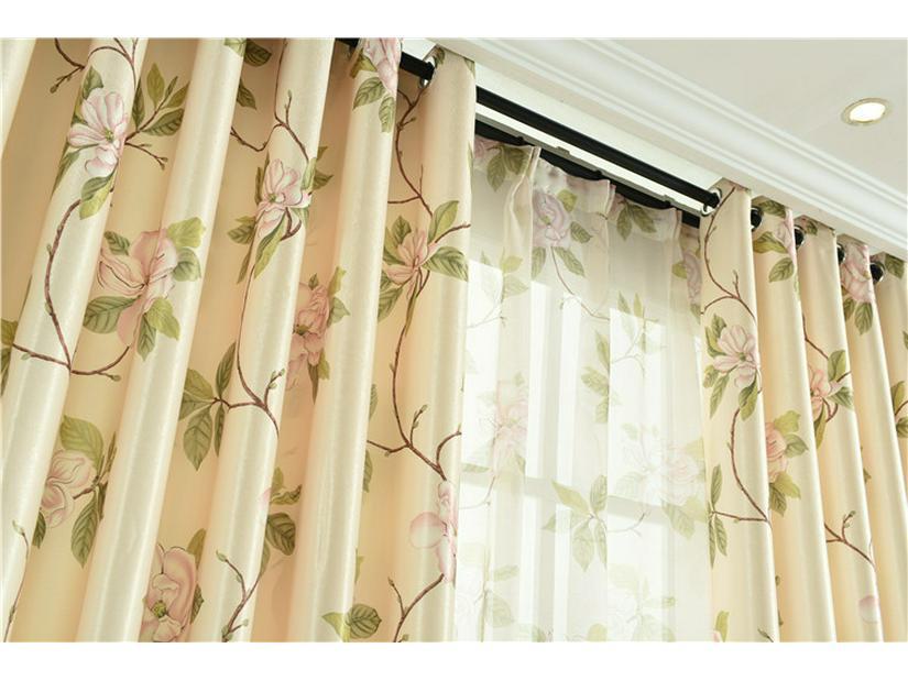 Белая шелковая цветочная пасторальная затемняющая бархатная штора