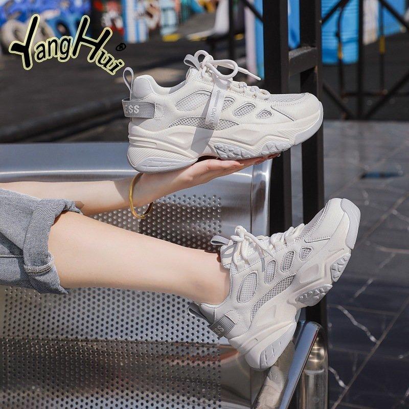 Сетчатые дышащие толстые кроссовки с увеличенной подошвой 2024 года, новые модные удобные кроссовки для бега и спорта для женщин на лето