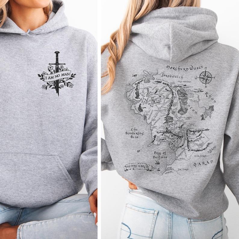 2026 Vintage I Am No Man Hoodie Fantasy Map Sweatshirt Bookish Gift for Readers Cozy Adventure Hoodies Feminist Fantasy Apparel Long Sleeve Tops