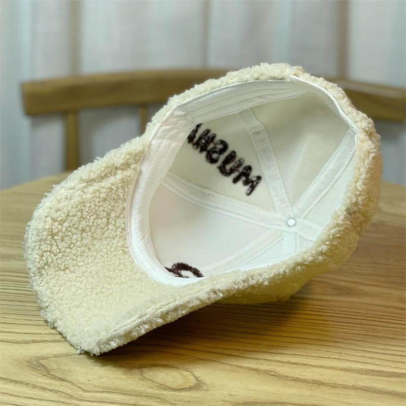 Осенне-зимние женские кепки, модная бейсболка с вышитыми буквами из искусственного бархата ягненка, утолщенная теплая уличная кепка Wild Trend