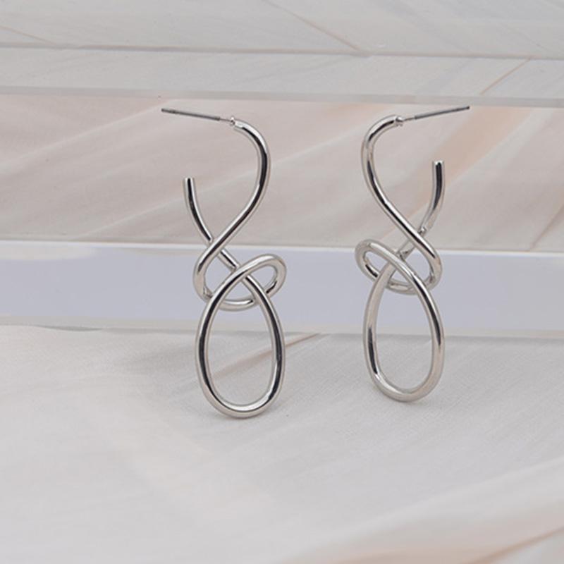 Полые нерегулярные витые завязанные серьги-гвоздики, уникальный дизайн, минимальзитовые серьги, женские вечерние украшения для ушей