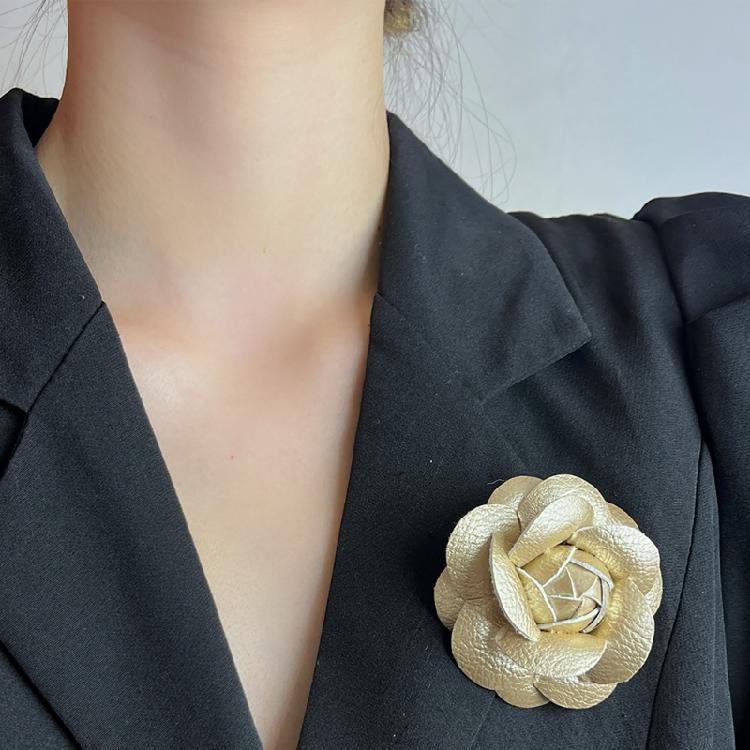Camellia Lapel Pin PU Leather Flower Shaped Breastpin Accessory Brooch Ornament