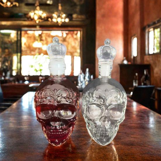 Графин для вина «Готический череп» объемом 350 мл, стеклянный графин ручной работы с герметичной пробкой, графин для виски, водки, пива