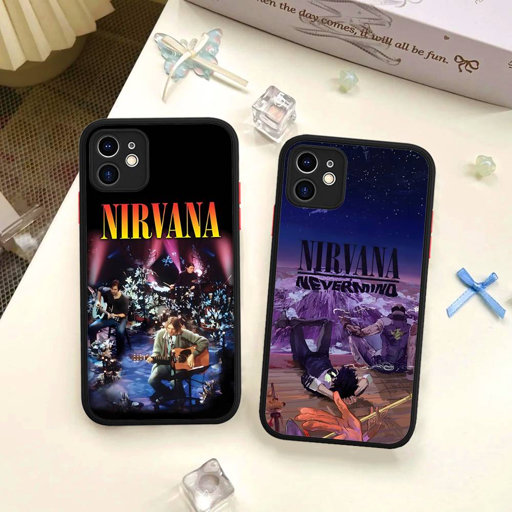 N-Nirvanaes Rock Band For IPhone 16 15 14 11 12 13 Pro Max Plus X XS MAX Matte Soft Back Phone Cover Case