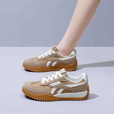 2025 весна маленькие белые туфли новая корейская версия женские студенческие туфли на платформе с увеличенным ростом спортивная обувь для сноуборда повседневная уличная съемка J8818