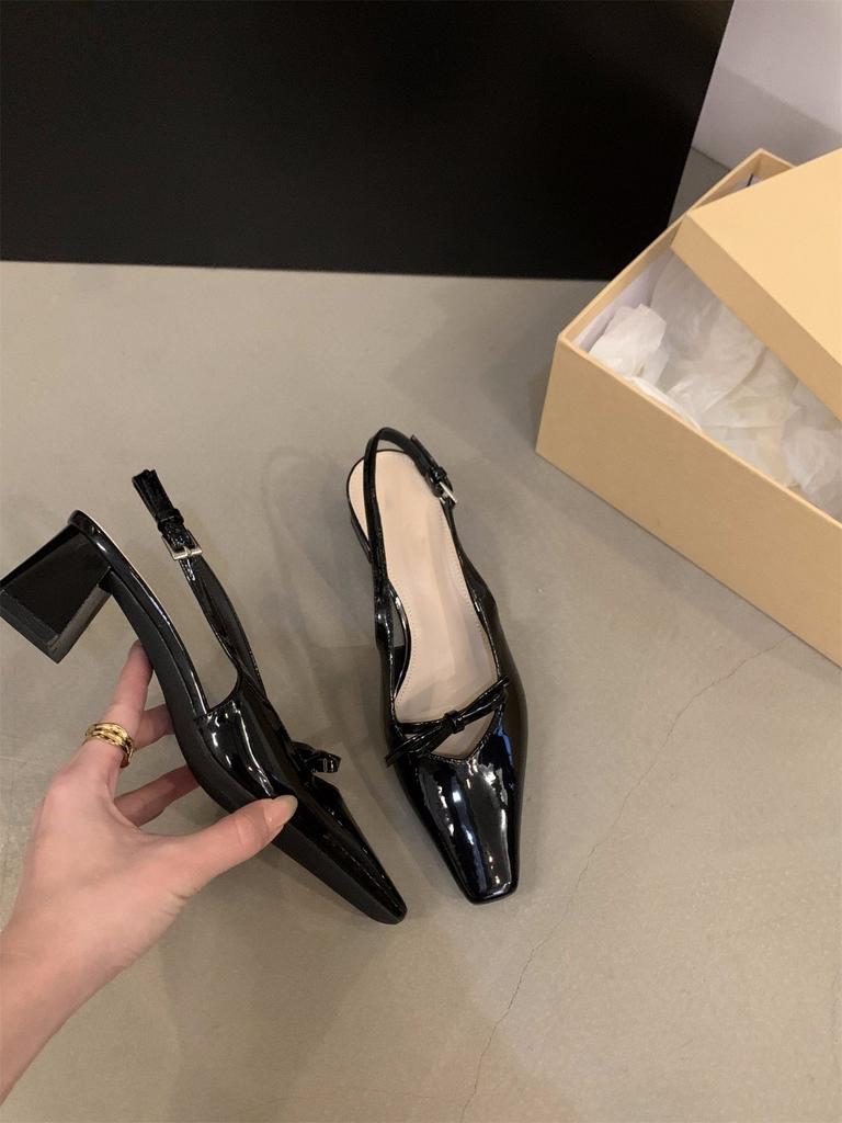 Черные босоножки с сумкой на среднем и высоком каблуке, женская обувь 2025, новинка лета, нишевые, с французским темпераментом, светские, пустые туфли-лодочки