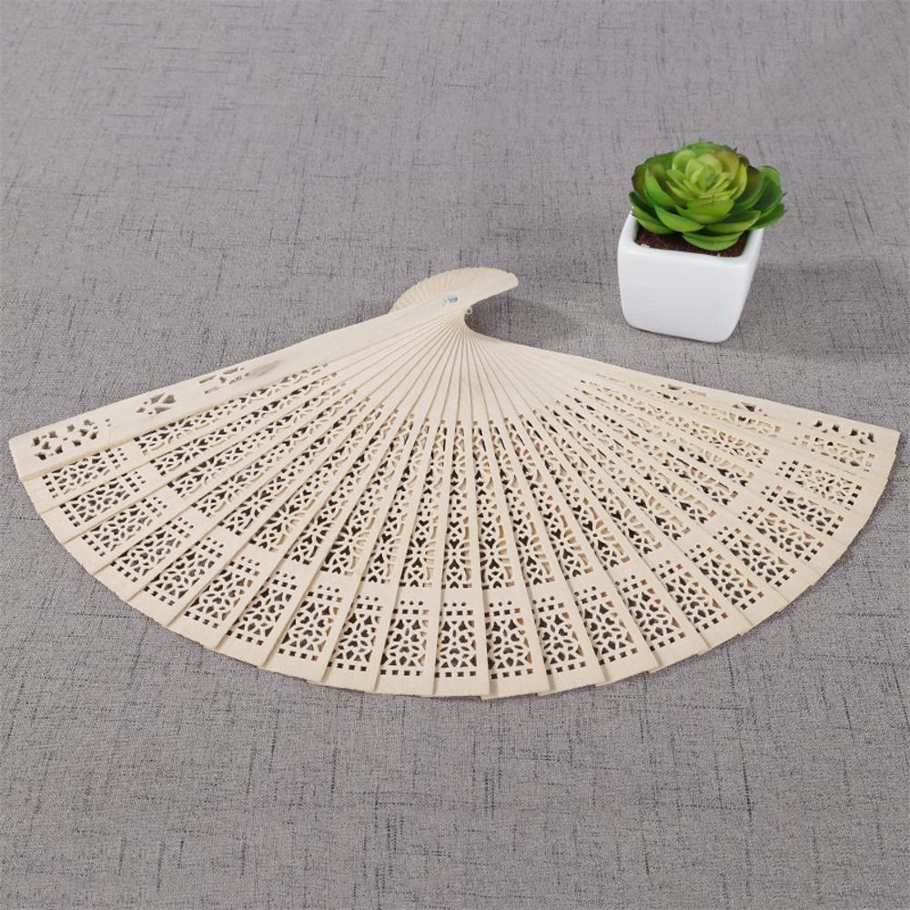 Сандаловые веера, ручные складные веера, деревянные ажурные личные ручные складные веера для детского душа, свадебных сувениров, 1 шт.