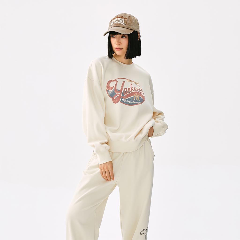 New MLB Preppy Style Collection New York Yankees 25FW Sweatshirt Unisex 3AMTV1054-50CRS