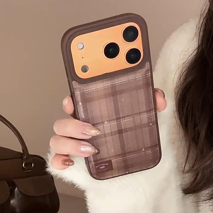 Ретро чехол для iPhone 16, iPhone 17, iPhone 17 Pro Max