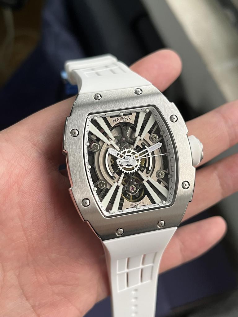 Haofa Automatic Skeleton Watch with 316L Stainless Steel Barrel and Tonneau Perfect for and Men's Case, Shape, Baseball, Business, Fashion.