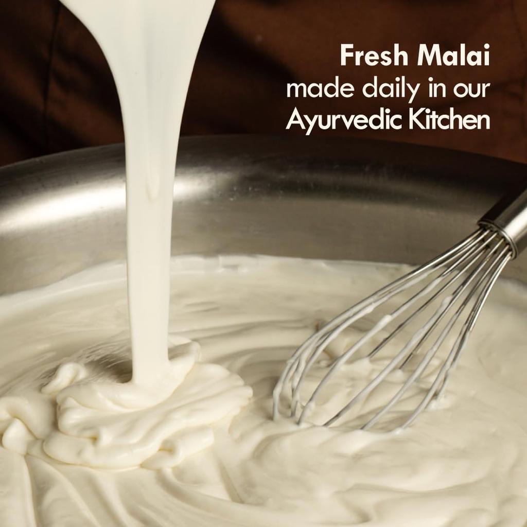 Fresh Whipped Body Lotion, Multi-Nut Shea Omega 3, For Deep Skin Repair, Hydration, Body Acne Control & 48 Hours Moisture, 250 Ml (Pack of 1)