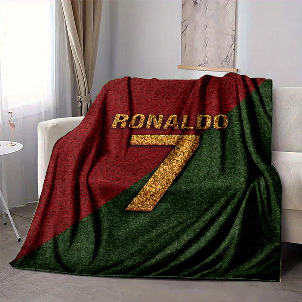 1Pc Ronaldo'S Iconic Number Blanket Soft And Comfortable Casual Warm Camping Travel Christmas Halloween Xmas Gift M929410