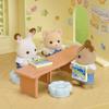 Sylvanian Families Детский сад Лес ST Mark Сертифицированная игрушка Кукольный домик для возраста от 3 лет и Sylvanian Epoch "Веселый детский сад" S-61 Вверх, Семьи,