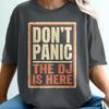 Ретро-вывеска DJ, Смешная футболка DJ для мужчин и женщин, Подарок музыканту, Винтажная музыкальная футболка, Футболка «Не паникуй», Comfort Colors