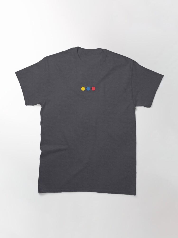 Third World Ecuador: 3 Dots Classic T-Shirt