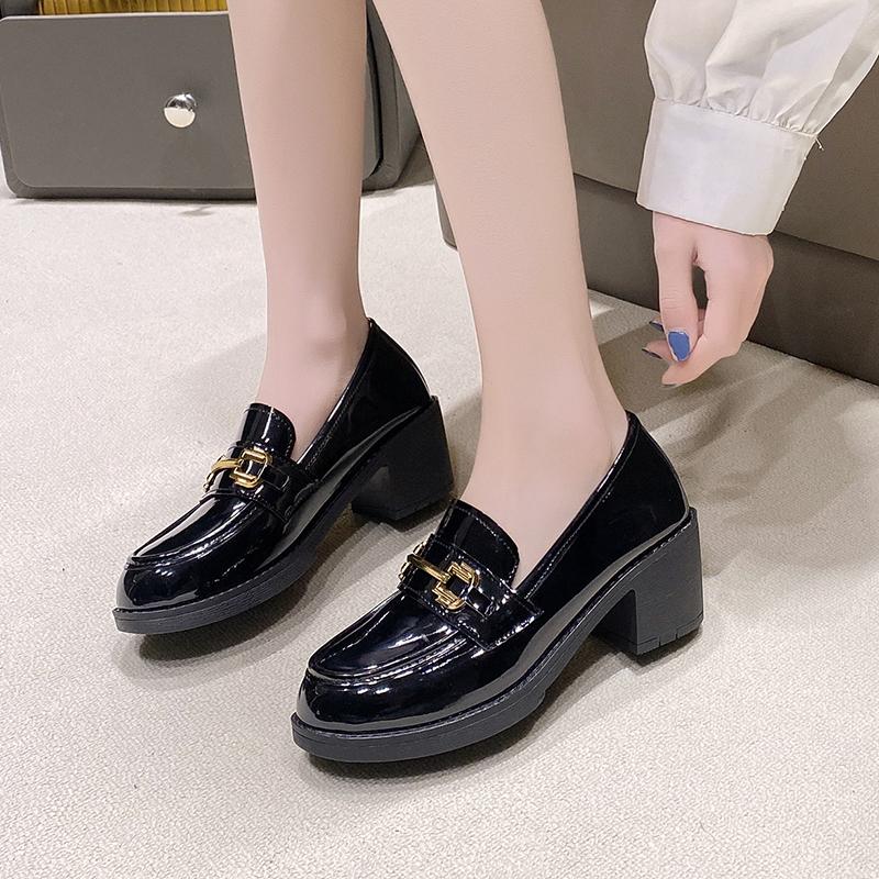 Новые туфли для женщин, модные на открытом воздухе, с круглым носком, однотонные, толстые, износостойкие, женские туфли Zapatos Para Mujeres