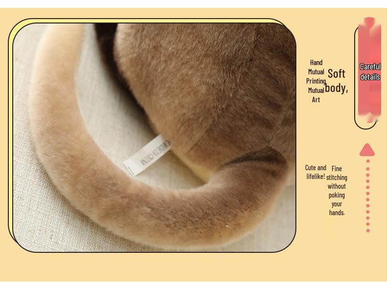 Реалистичная плюшевая фигурка кошки