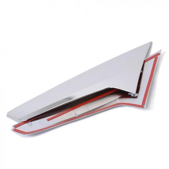 Серебристая накладка-молдинг на заднее стекло для Chevrolet Equinox 2017-19