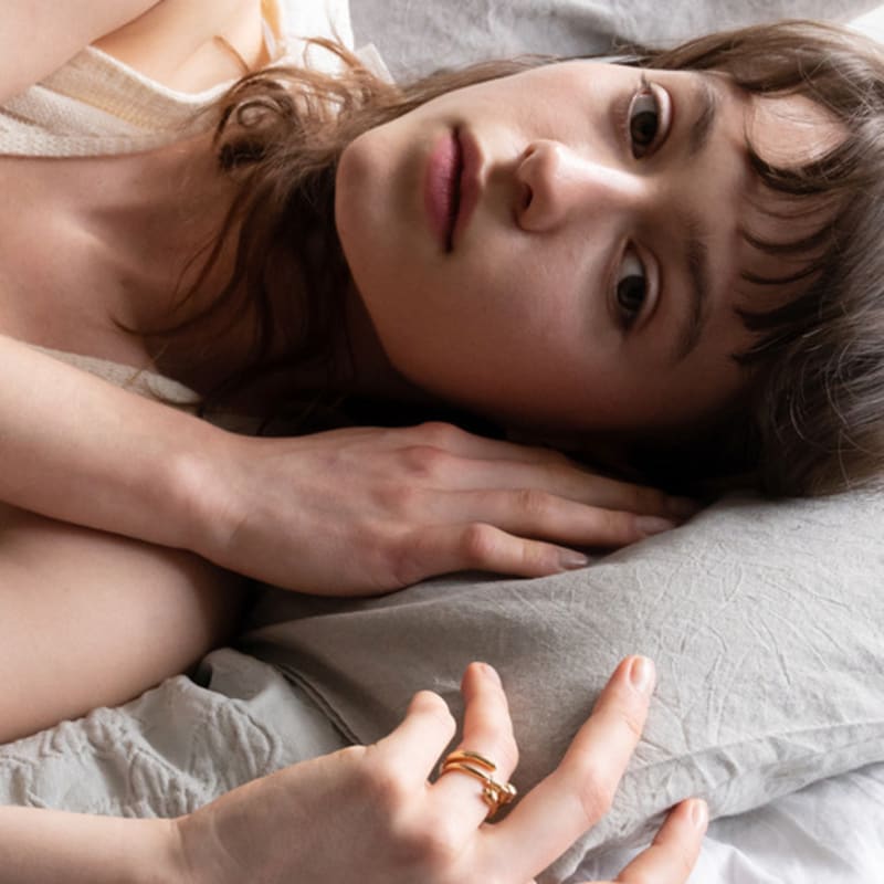 КОЛЬЦО С ФРАГМЕНТАМИ ОЛЕНЯ 5,6