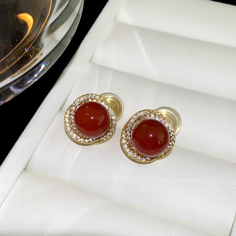 No pierced earrings, natural freshwater pearl stud earrings, female elegance, agate earrings, no pierced exquisite earrings.