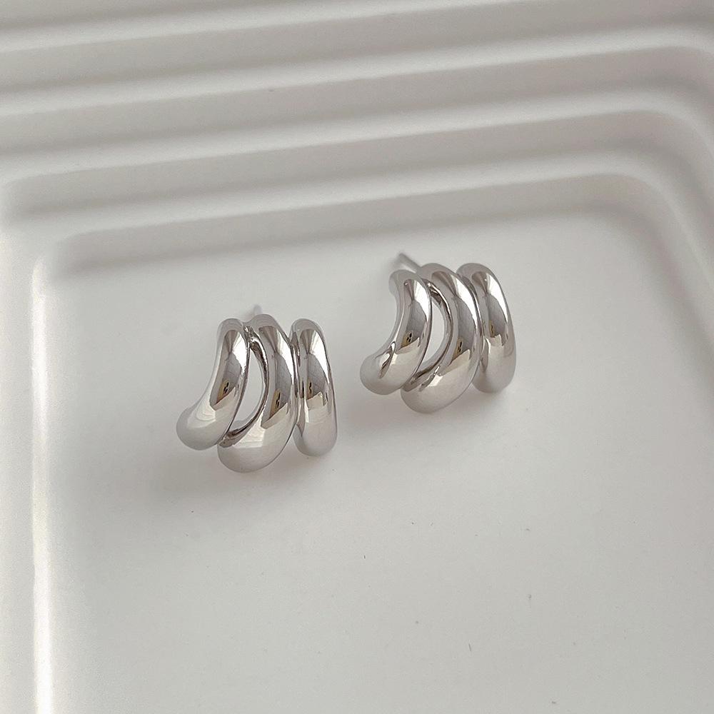 Korean Niche Design 14K Gold Triple-Layer Irregular C-Shaped Earrings with S925 Silver Needle