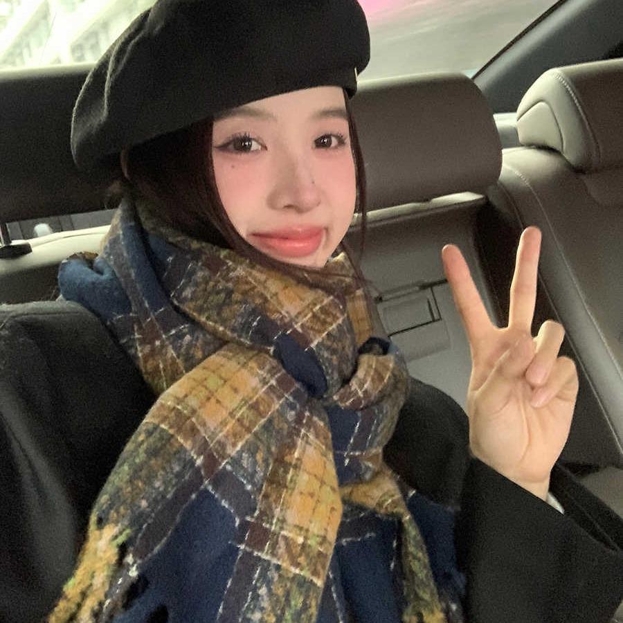 Premium Contrasting Color Plaid Fringed Scarf Couple Scarf Warm And Windproof Long Shawl Women