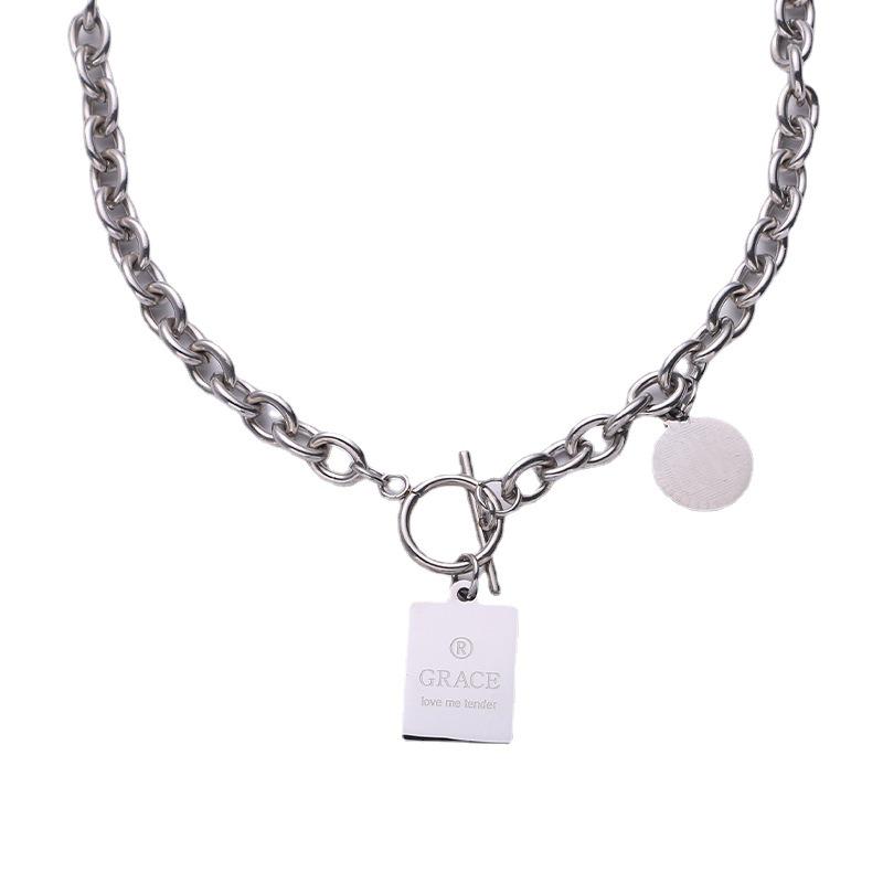 Унисекс Европейское и Американское Хип-Хоп Ожерелье из Титановой Стали с Квадратом с Буквой, Застежкой OT, Цепочным Дизайном.