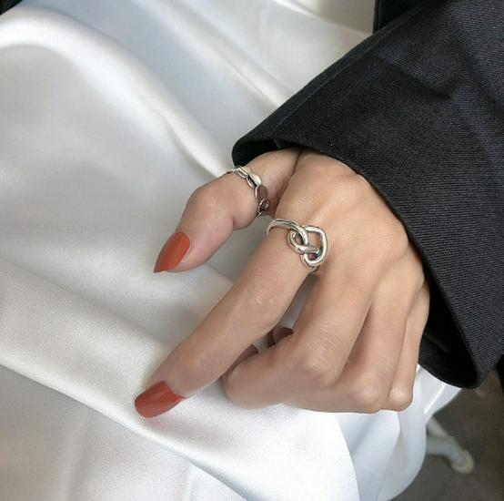 Korean-Style Open Pearl Ring: Retro, Light Luxury Design