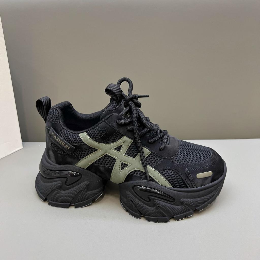 Dexun shoes women's jelly platform casual Forrest Gump shoes 2025 spring new ins little white shoes retro sports board shoes