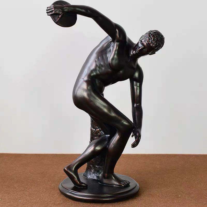 Легкая роскошная фигурка метателя диска скульптура украшение искусство мягкое украшение модель комната продажи офис книжный шкаф украшение