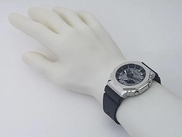 Casio Мужские часы G-SHOCK серии 2100 с кварцевым механизмом GM-2100-1AJF, [FJ]