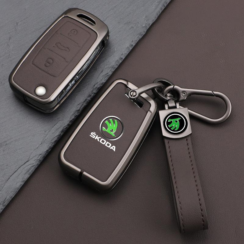 XOWS7 Zinc Alloy Leather Car Remote Key Case Cover Protector Shell Fob For Skoda Superb A7 Kodiaq Octavia A7 A8 Keychain Accessories