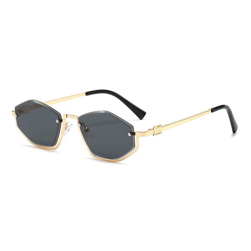 Vintage Geometric Metal Sunglasses With Uv400 Protection For Fashionable Travel And Outdoor Activities