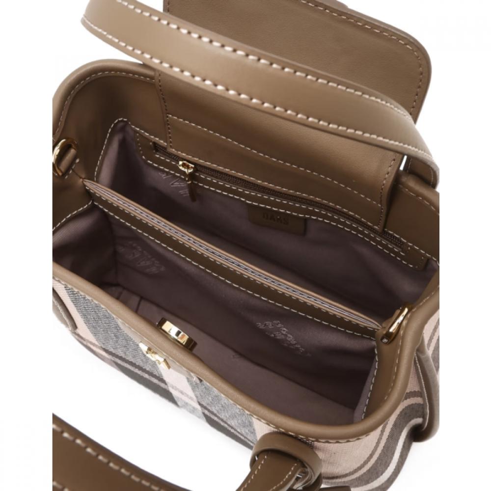 Daks Beige Check Leather Tote Bag Dcba6f716i2