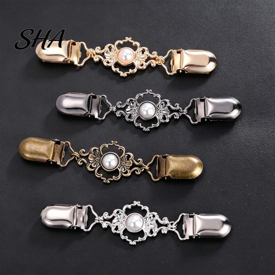 Clothing Decorative Buckle Vintage Faux Pearl Sweater Clip, Hold Cardigan Together, Cincher Clip for Dress Shawl Cloak, Accessories Women Retro Metal