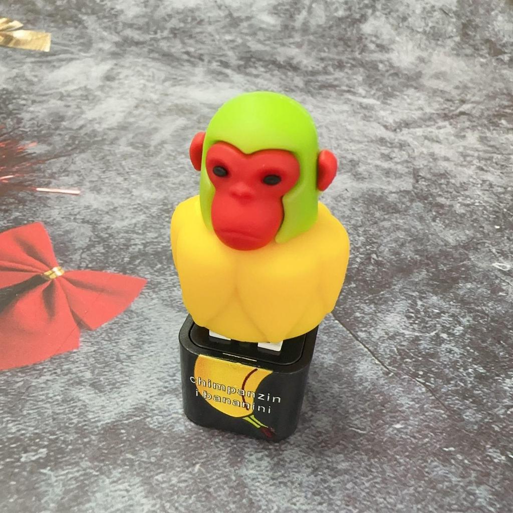 Шарнирный деревянный брелок Шань Хай Цзин: Фигурка ТунгТунга Сахура с кнопкой языка