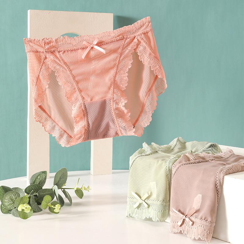 French Women Lace Panties Sexy Underwear with Low Waist Hip Lifting Mesh Transparent Hollow Out Comfortable Breathable Girl's Underwear