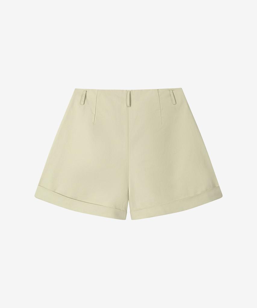 BASIKA Daily Double-Pleated Cotton Shorts (Beige)