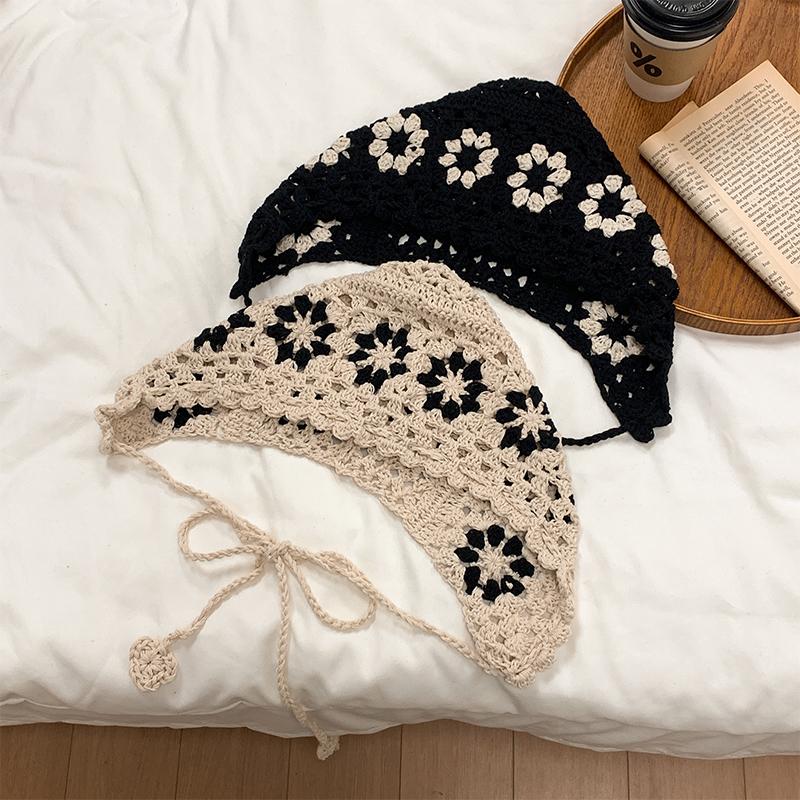Ins Hand-related Hollow Girl Lace-up headband Spring and Summer Travel Thin Triangle Pullover Hat Japanese Cute Beanies for Woman