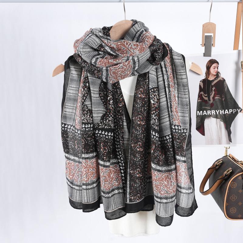 Scarf Scarf Ladies Four Seasons Warm Decoration Enlarged Scarf Thin Shawl Summer Beach Sunscreen