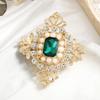 European Court Style Emerald Brooch Retro Pearl Gemstone Embellishment Suit Accessories Light Luxury Temperament Pin Brooch
