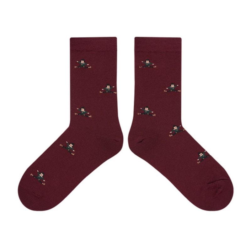 STUDIO SOCKSTOP Wizard of Oz Scarecrow Burgundy Embroidered Socks
