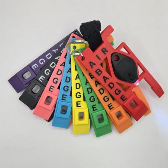 Ключ для кислородного баллона с держателем для телефона, многофункциональный ключ для кислородного шланга 5 в 1, портативный ключ для кислородного баллона с подсветкой, брелок-крепление EET Wedge