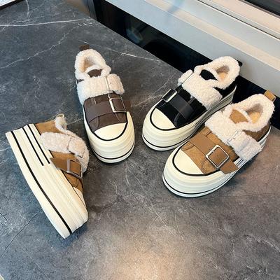 Кожаные маленькие белые туфли женские зимние новые на толстой подошве, туфли-маффины женские, бархатные теплые кеды, повседневные универсальные женские туфли