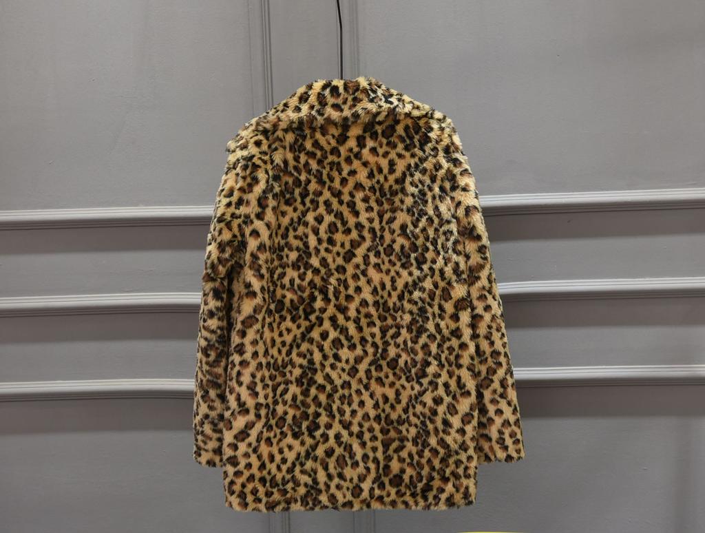 Новый искусственный мех, корейская версия искусственного меха, средний и длинный костюм, сексуальная белоснежная леопардовая куртка из искусственного меха, выбор черного и белого цвета