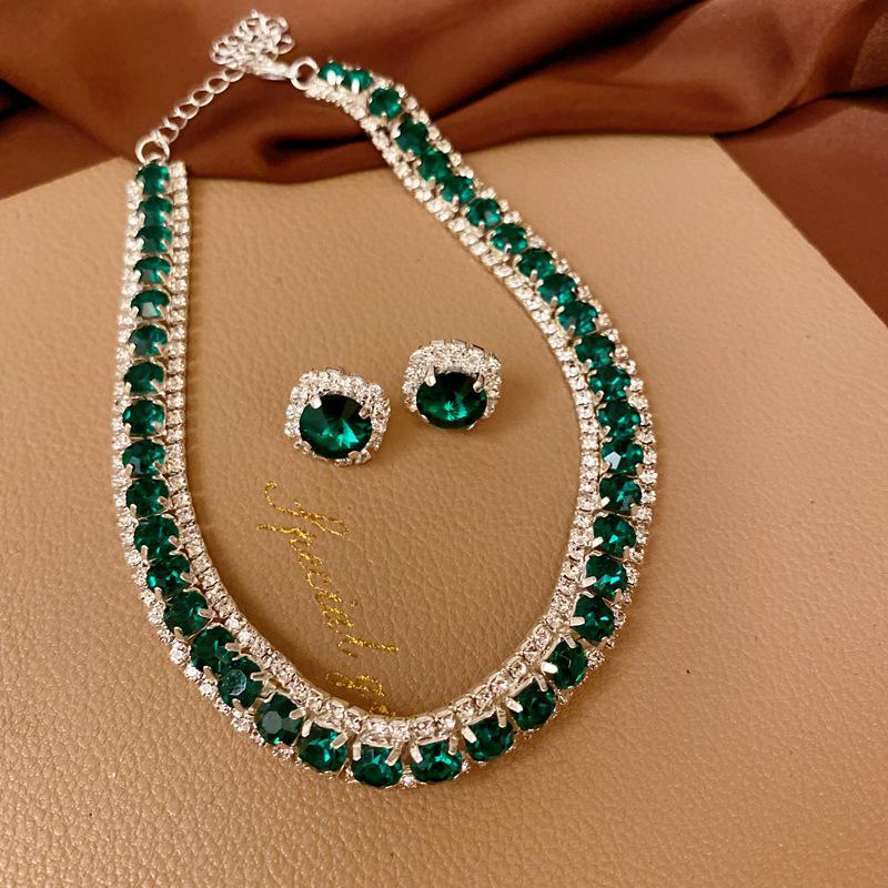 European & American Luxury Zircon Jewelry Set: Retro Clavicle Chain Necklace, Versatile Fashion Accessory