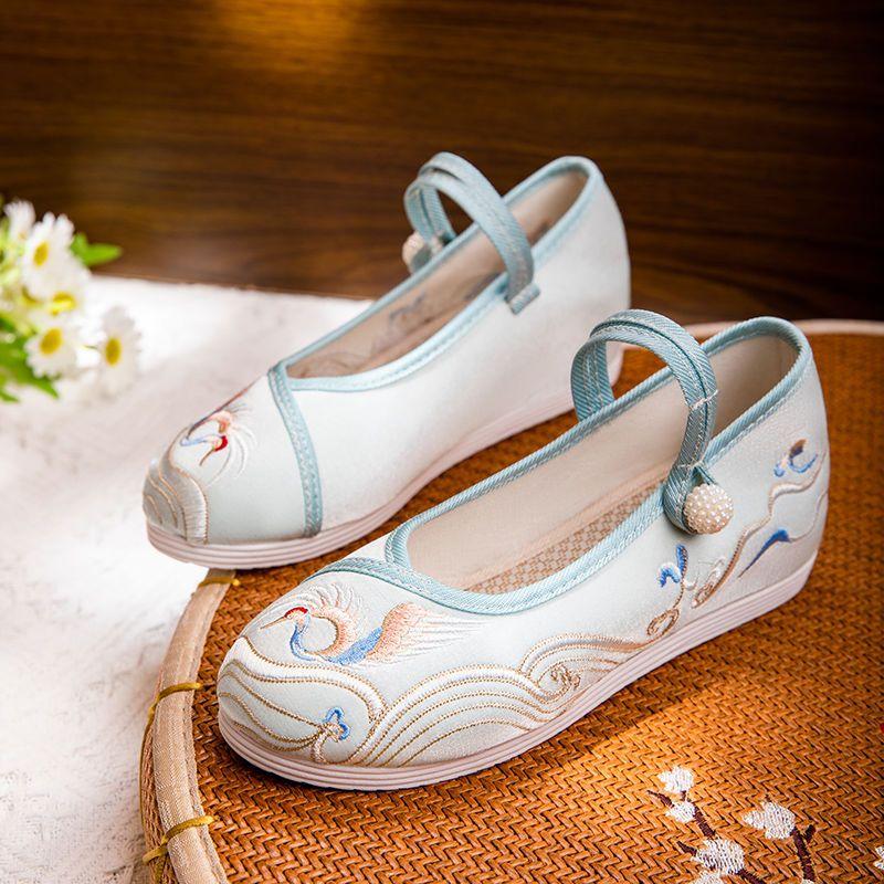 Женская обувь, древние ветровые туфли, обувь ханьфу, старая пекинская тканевая обувь, женская обувь с этнической ветровой вышивкой
