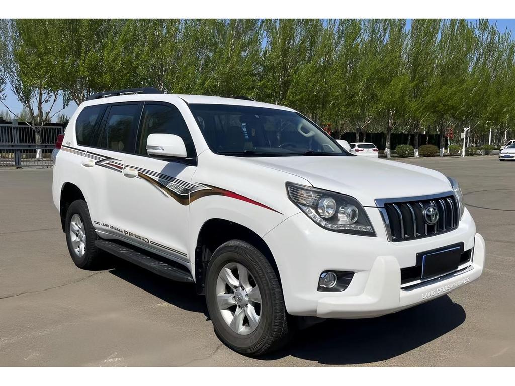 Персонализированные цветные полосы для Toyota Prado 2010-2023: Наклейки на кузов автомобиля и модифицированные стикеры